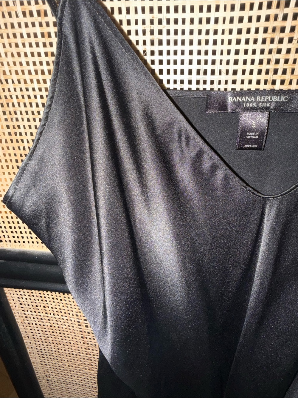 Banana Republic 100% Silk Midi Sleeveless V Neck Dress Black Small